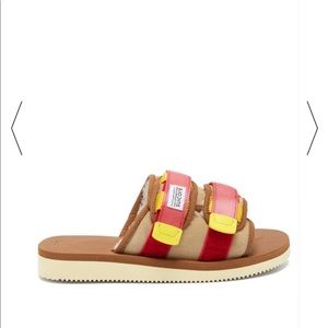 Velcro fastening foam insole; never worn